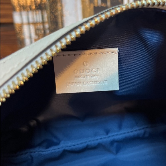 Gucci Marmont Pouch - Picture 11 of 12